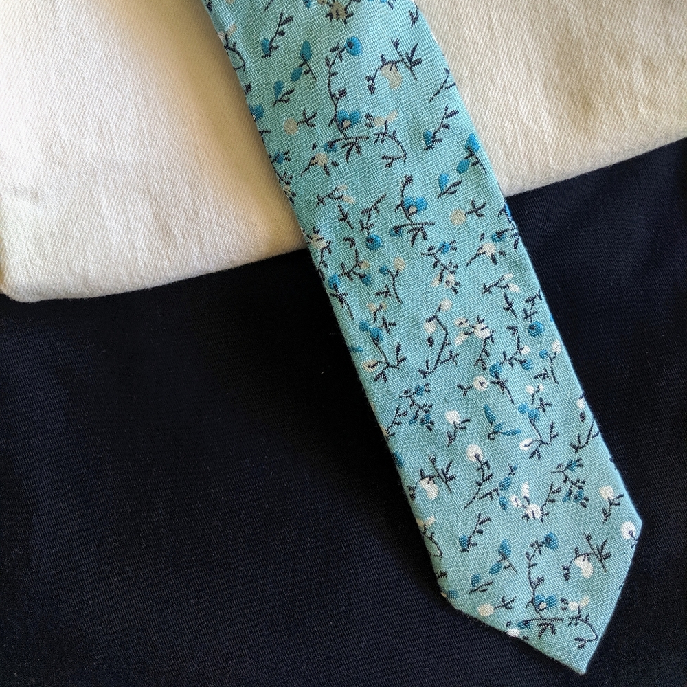 Trendz Co. Necktie